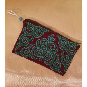 🇺🇿 Suzani style velvet clutch from Uzbekistan